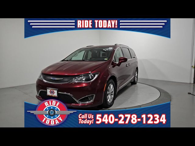 2018 Chrysler Pacifica Touring-L