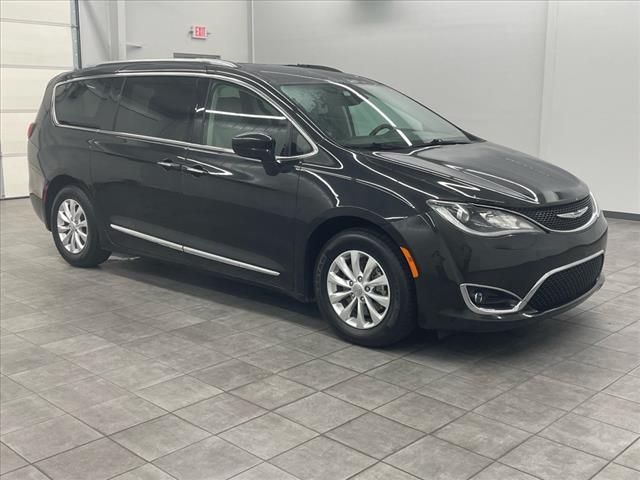 2018 Chrysler Pacifica Touring-L