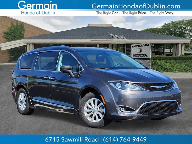 2018 Chrysler Pacifica Touring-L