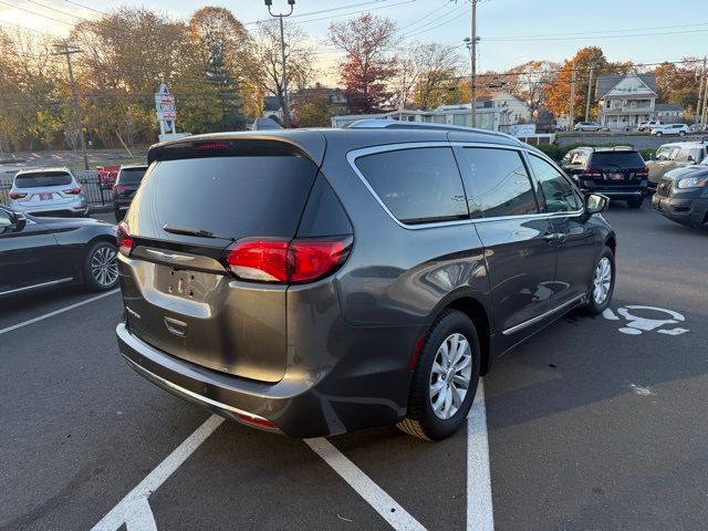 2018 Chrysler Pacifica Touring-L