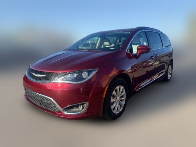 2018 Chrysler Pacifica Touring-L