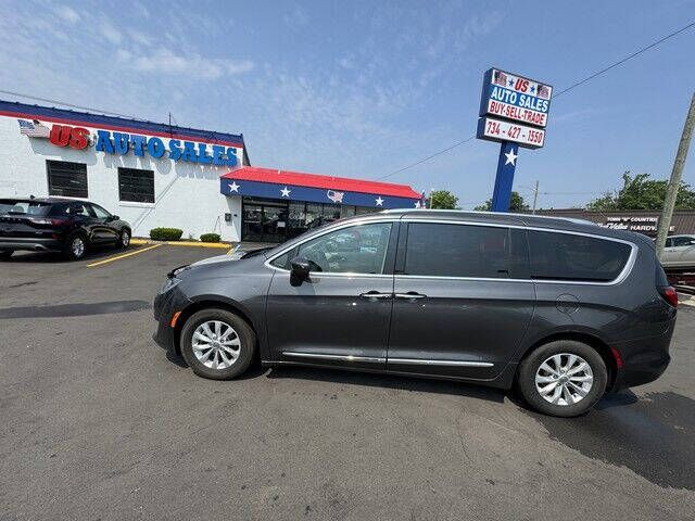 2018 Chrysler Pacifica Touring-L