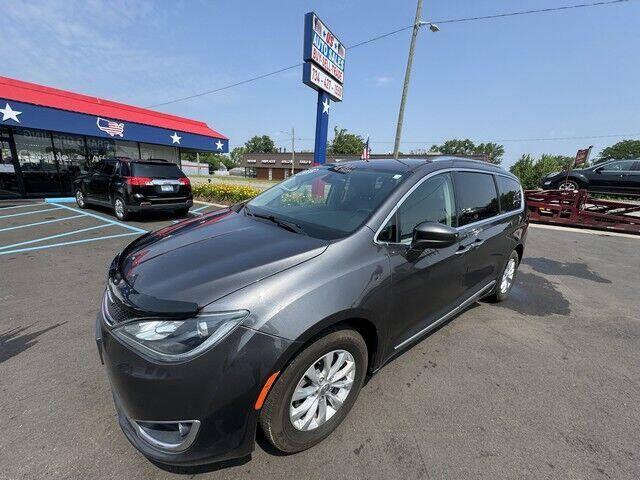 2018 Chrysler Pacifica Touring-L