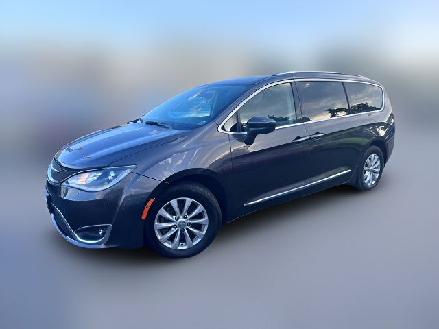 2018 Chrysler Pacifica Touring-L