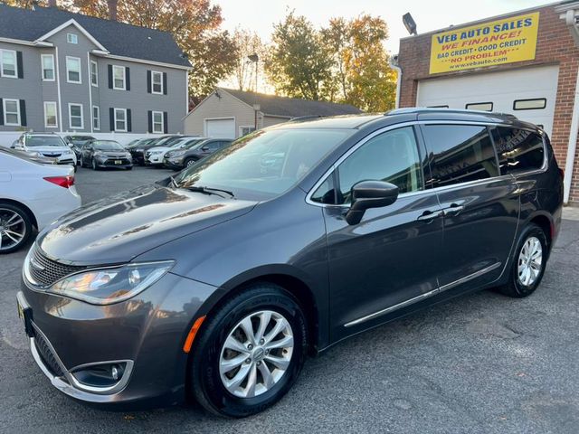 2018 Chrysler Pacifica Touring-L