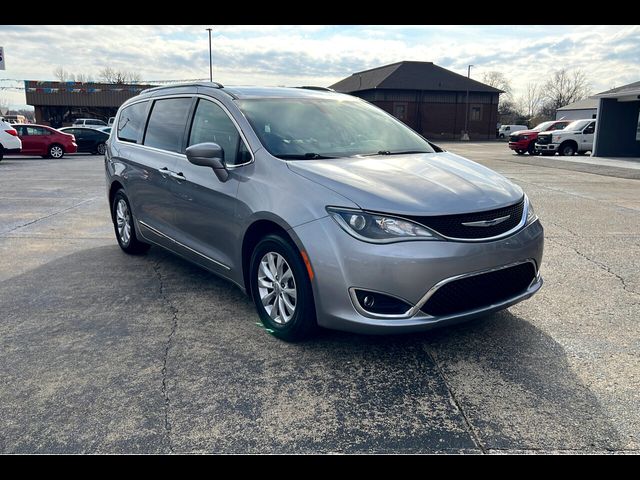 2018 Chrysler Pacifica Touring-L