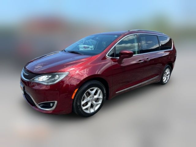 2018 Chrysler Pacifica Touring-L