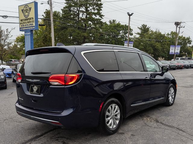 2018 Chrysler Pacifica Touring-L