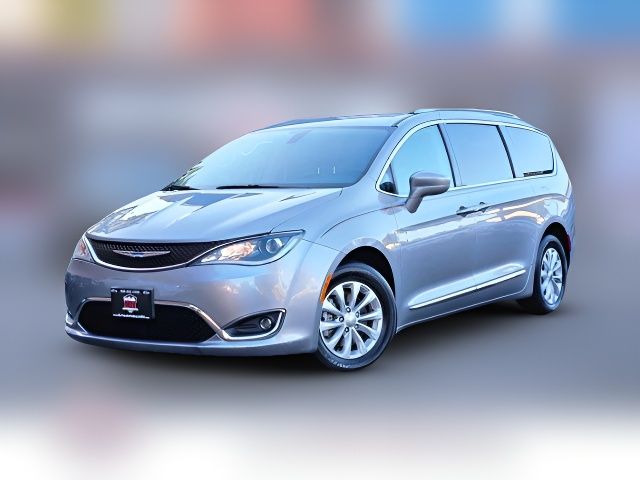 2018 Chrysler Pacifica Touring-L