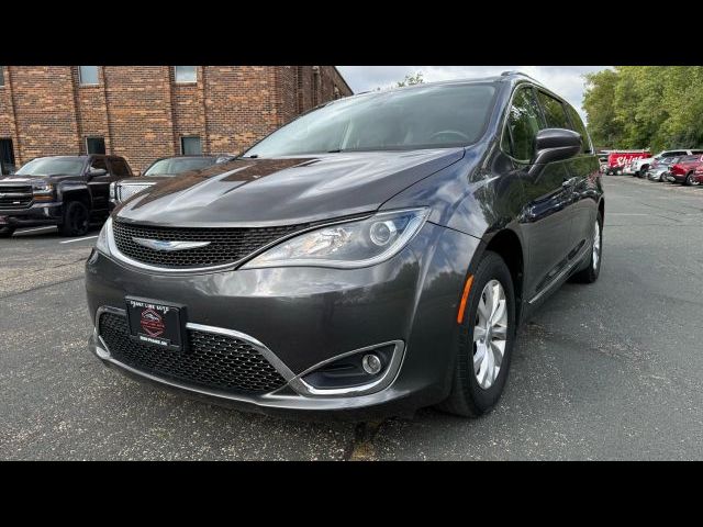 2018 Chrysler Pacifica Touring-L