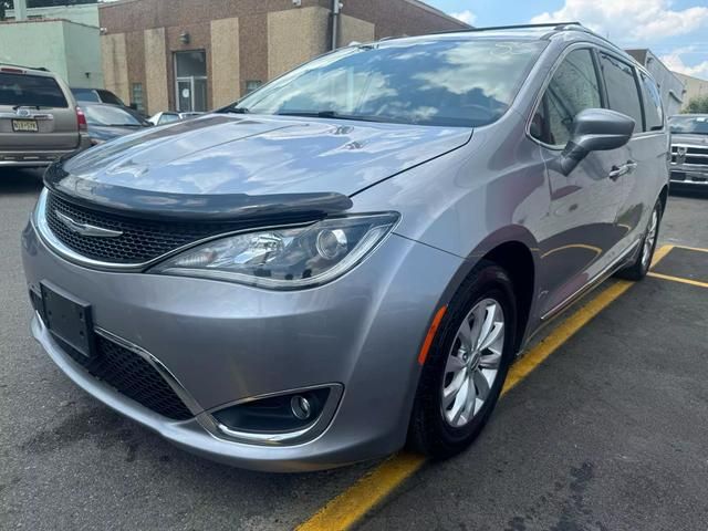 2018 Chrysler Pacifica Touring-L