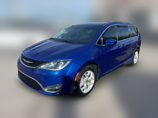 2018 Chrysler Pacifica Touring-L