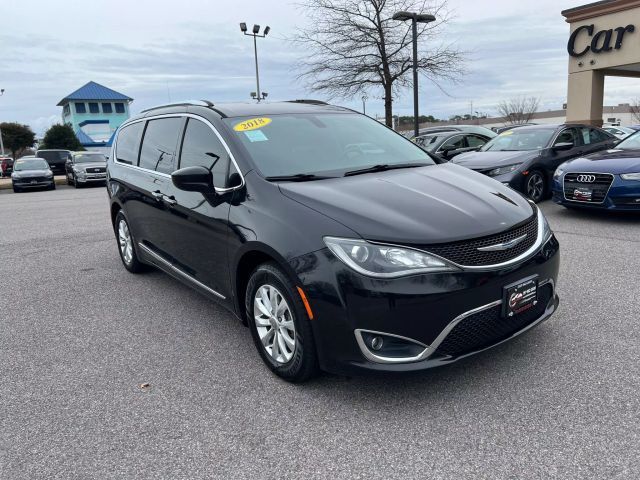 2018 Chrysler Pacifica Touring-L