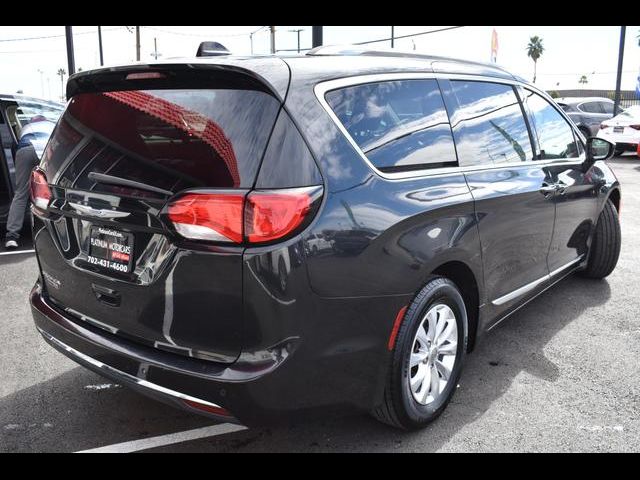 2018 Chrysler Pacifica Touring-L