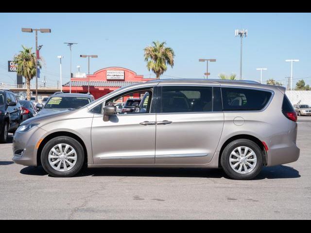 2018 Chrysler Pacifica Touring-L