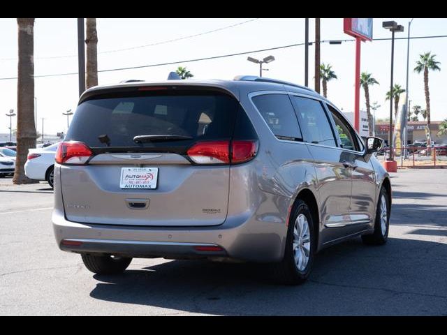 2018 Chrysler Pacifica Touring-L