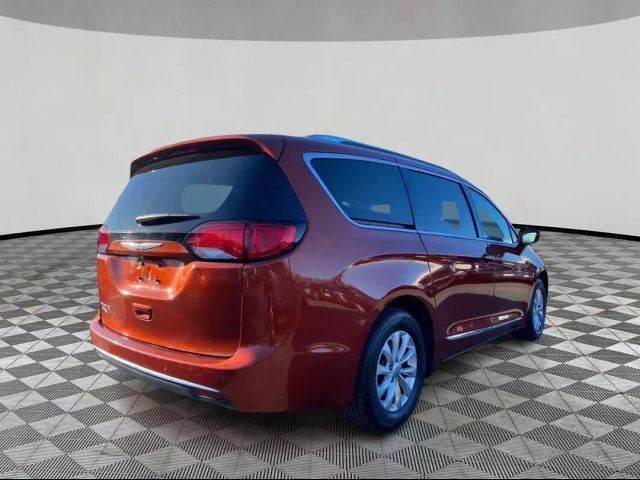 2018 Chrysler Pacifica Touring-L