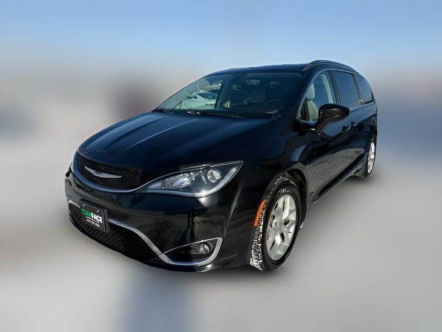 2018 Chrysler Pacifica Touring-L