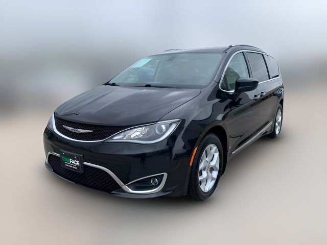 2018 Chrysler Pacifica Touring-L