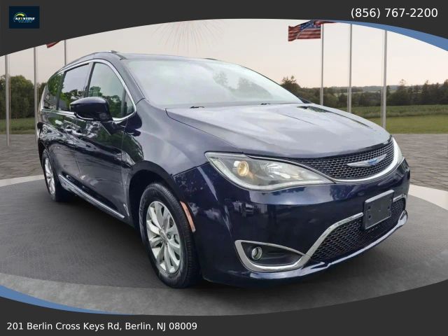 2018 Chrysler Pacifica Touring-L