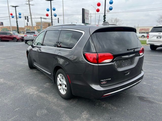 2018 Chrysler Pacifica Touring-L Plus