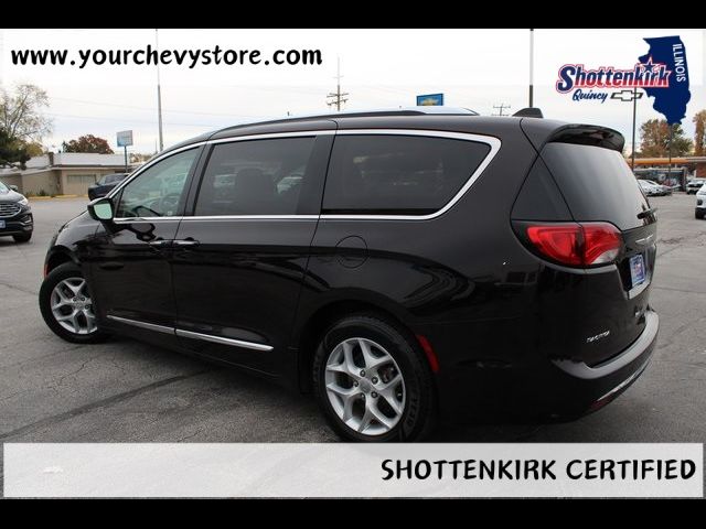 2018 Chrysler Pacifica Touring-L Plus