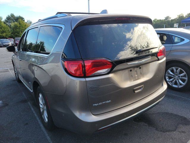 2018 Chrysler Pacifica Touring-L Plus