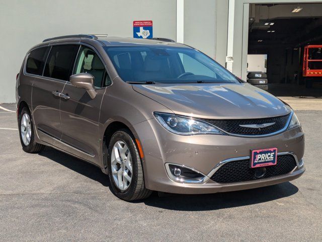 2018 Chrysler Pacifica Touring-L Plus