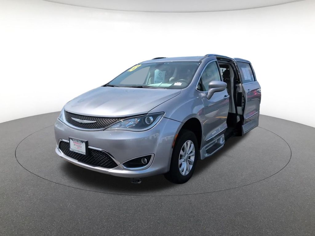 Used 2018 Chrysler Pacifica Touring-L+Plus For Sale in ORLAND PARK