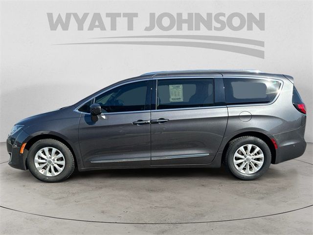 2018 Chrysler Pacifica Touring-L Plus