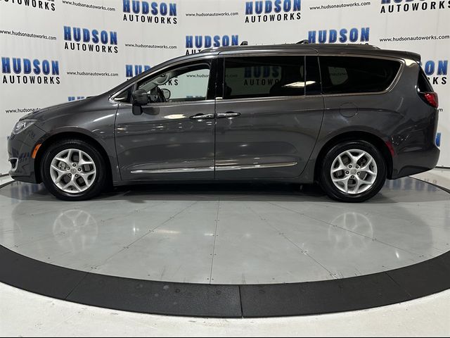 2018 Chrysler Pacifica Touring-L Plus