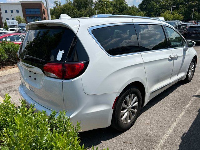 2018 Chrysler Pacifica Touring-L Plus