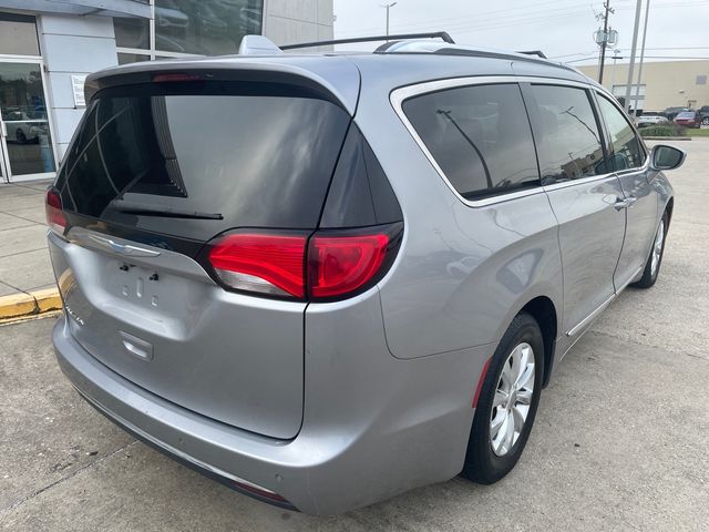 2018 Chrysler Pacifica Touring-L Plus