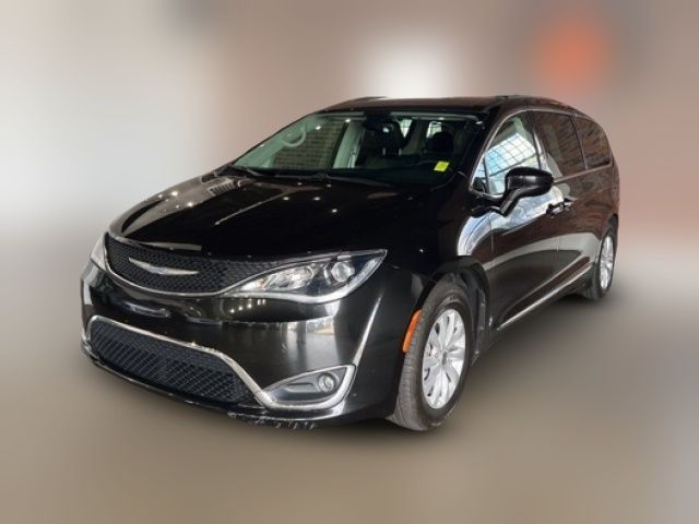 2018 Chrysler Pacifica Touring-L Plus