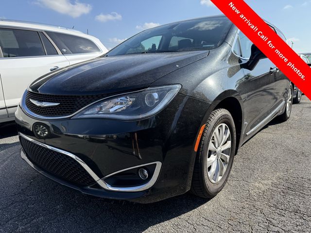 2018 Chrysler Pacifica Touring-L Plus