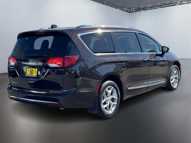 2018 Chrysler Pacifica Touring-L Plus