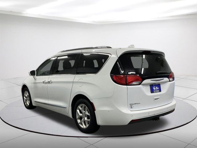 2018 Chrysler Pacifica Touring-L Plus