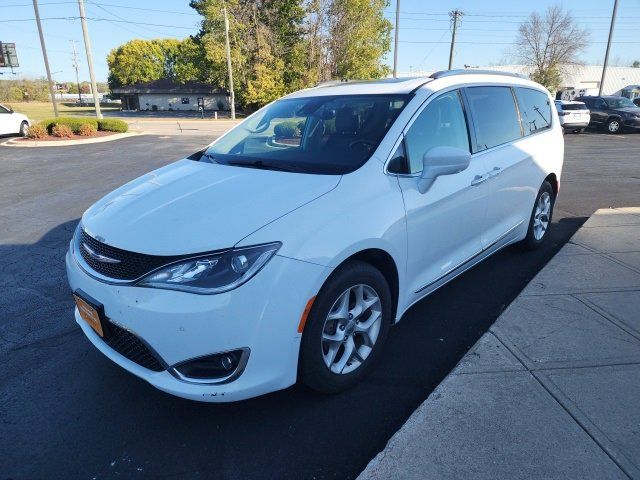 2018 Chrysler Pacifica Touring-L Plus