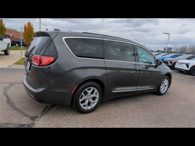 2018 Chrysler Pacifica Touring-L Plus