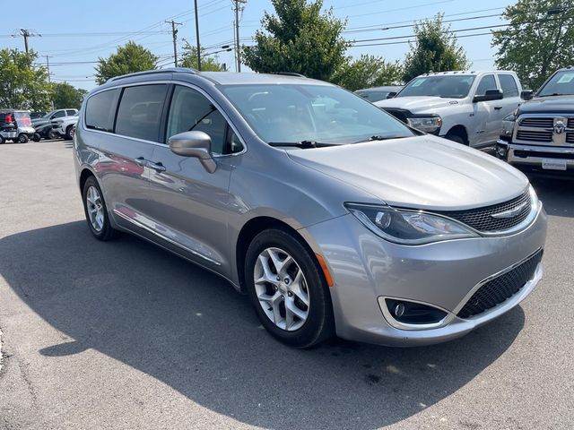 2018 Chrysler Pacifica Touring-L Plus