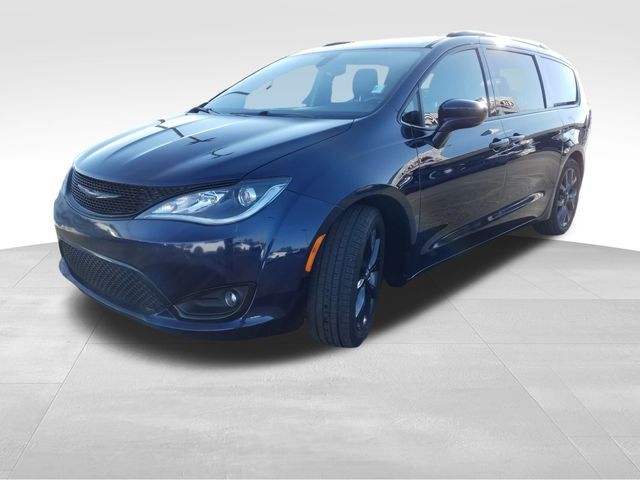 2018 Chrysler Pacifica Touring-L Plus