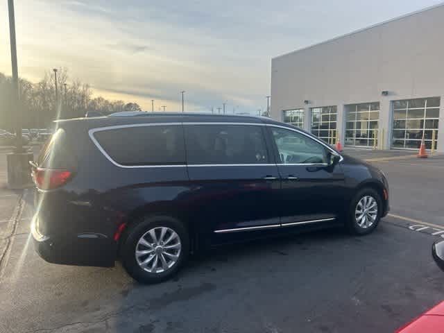 2018 Chrysler Pacifica Touring-L Plus