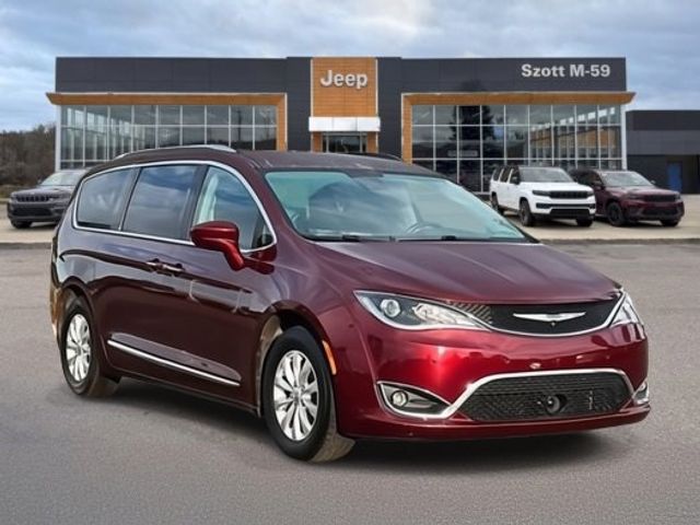 2018 Chrysler Pacifica Touring-L Plus