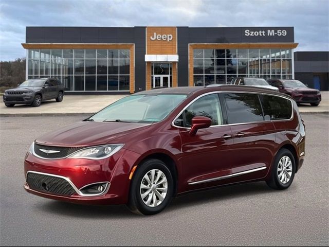 2018 Chrysler Pacifica Touring-L Plus