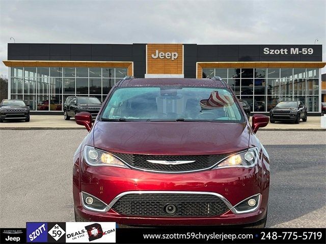 2018 Chrysler Pacifica Touring-L Plus