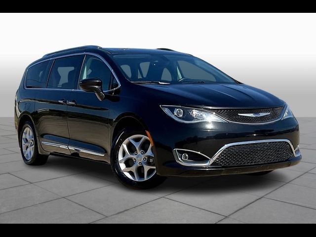 2018 Chrysler Pacifica Touring-L Plus