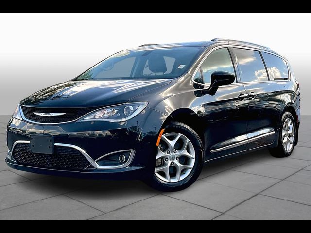 2018 Chrysler Pacifica Touring-L Plus