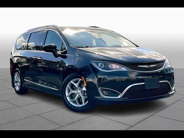 2018 Chrysler Pacifica Touring-L Plus