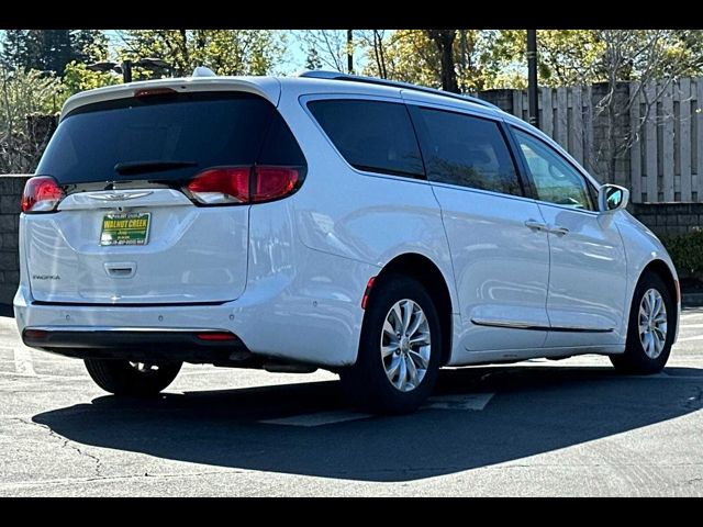 2018 Chrysler Pacifica Touring-L Plus