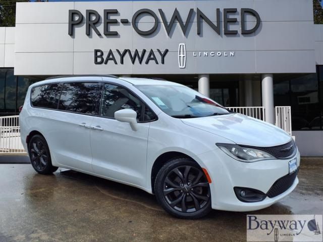 2018 Chrysler Pacifica Touring-L Plus